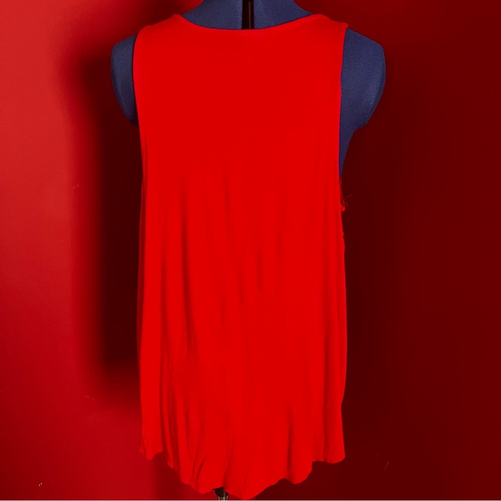 Torrid Red Floral Lace Tank - Picture 12 of 15